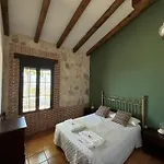 El Encuentro - - Chalet