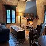 Chalet El Encuentro - -