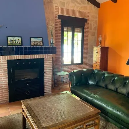 El Encuentro - - Chalet