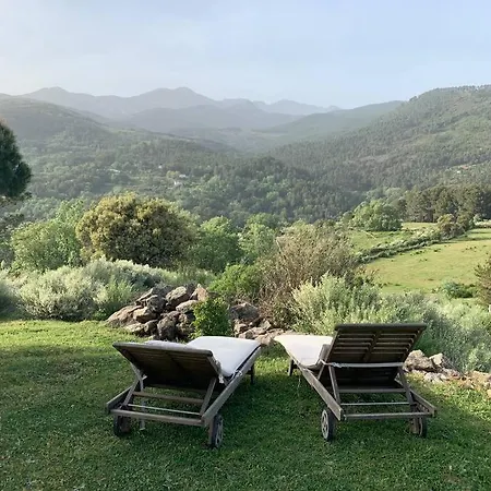 Chalet El Encuentro - -