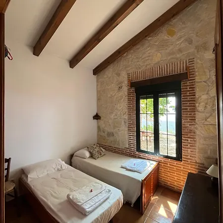 Finca El Encuentro Casa Rural En Gredos Cerca De Candeleda Y Arenas De San Pedro