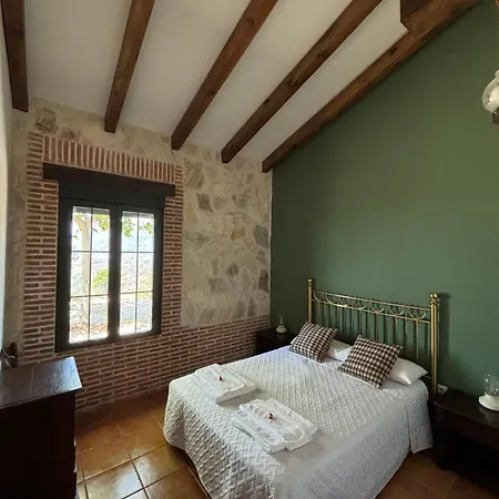 El Encuentro - - Chalet