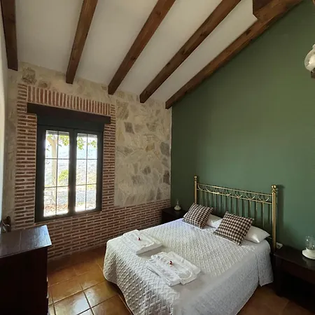El Encuentro - - Chalet